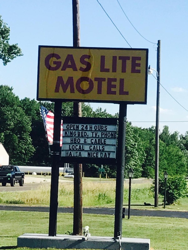 Gas Lite Motel Lawrenceville image 3